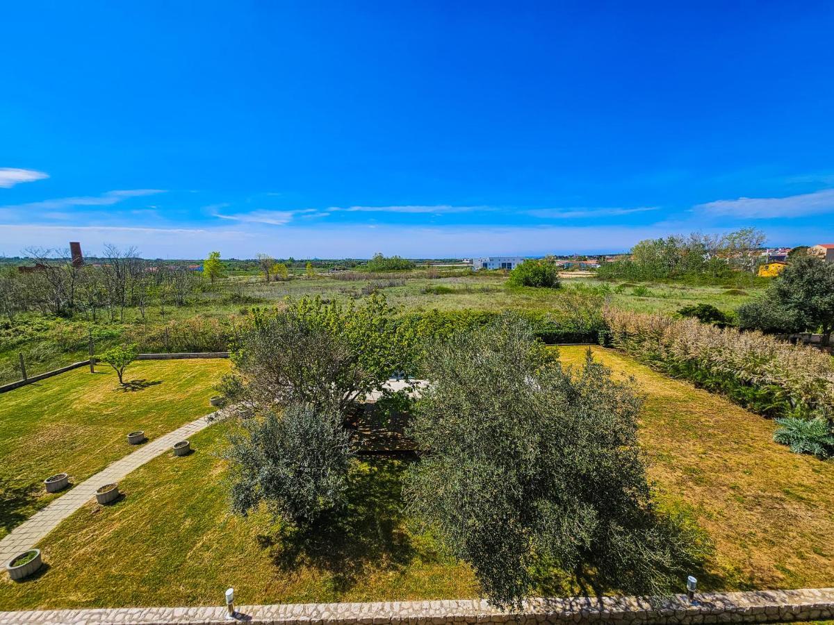Aenona Sea View Apartments Nin Exterior photo